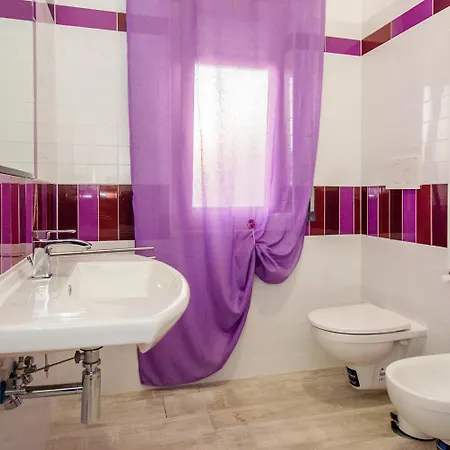 Suite Room Fiumicino בית הארחה פיומיצ'ינו
