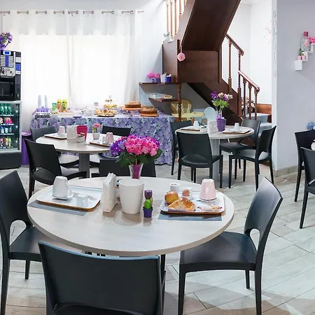 Suite Room Fiumicino בית הארחה פיומיצ'ינו