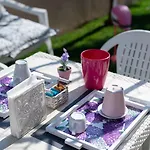 Orchidea House Two 4* Φιουμιτσίνο
